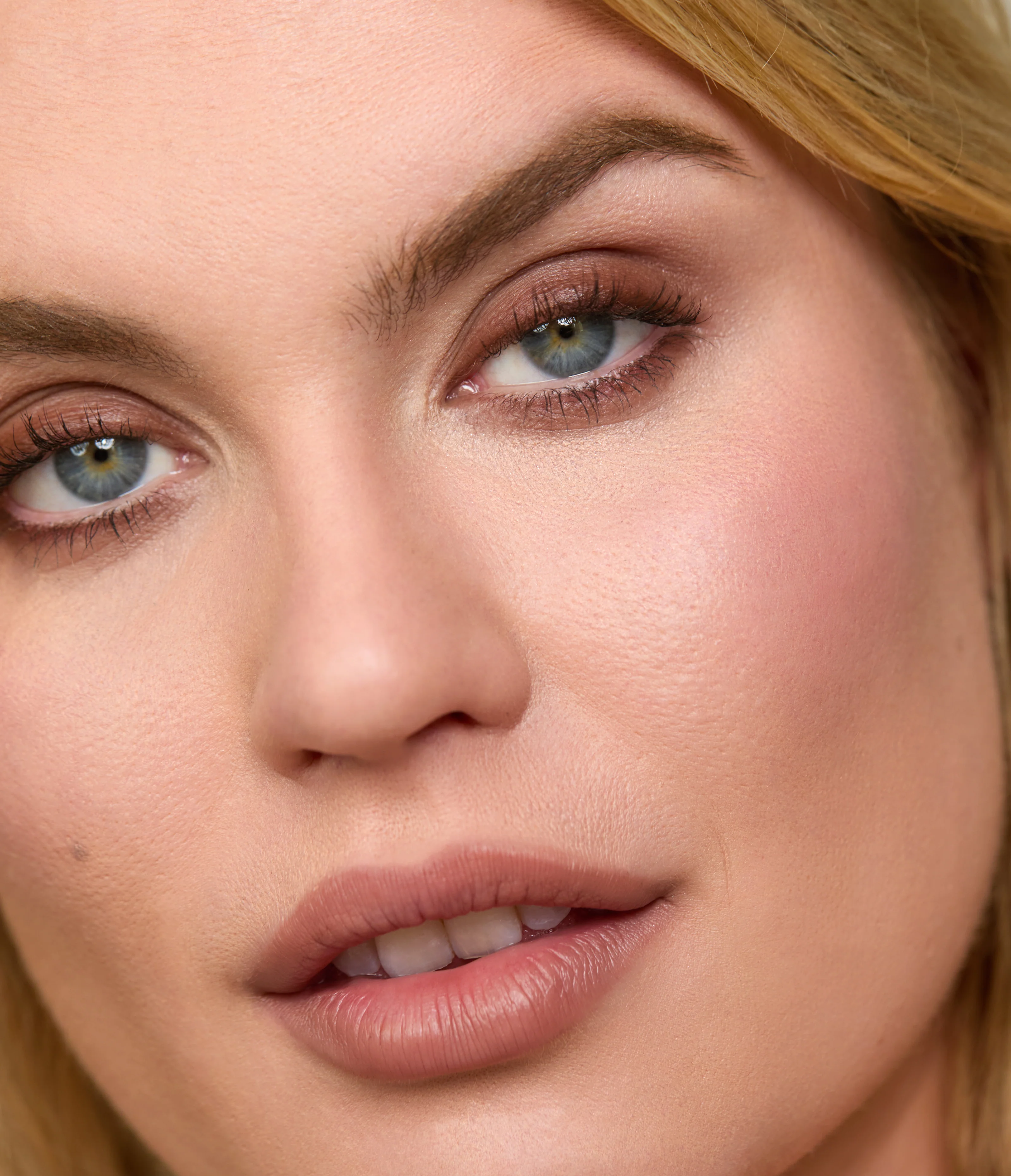 Eye/Lip Multi-Liner Umber - Image 3